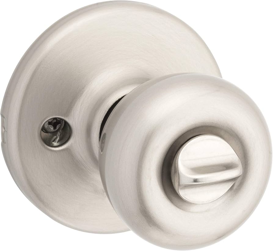 Kwikset Tylo Entry Door Knob with Lock and Key, Secure Keyed Handle Exterior, Front Entrance and Bedroom, Satin Nickel, Pick Resistant SmartKey Rekey Security and Microban